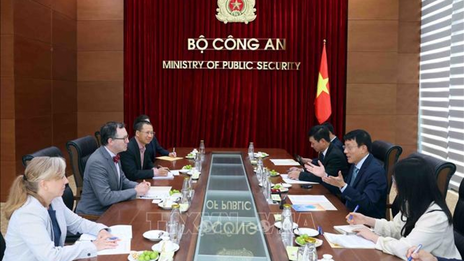 Vietnam seeks to build stronger economic, trade, and investment ties with US