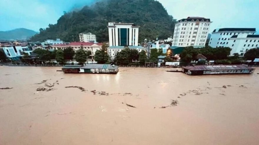 PM orders swift actions to deal with flooding consequences