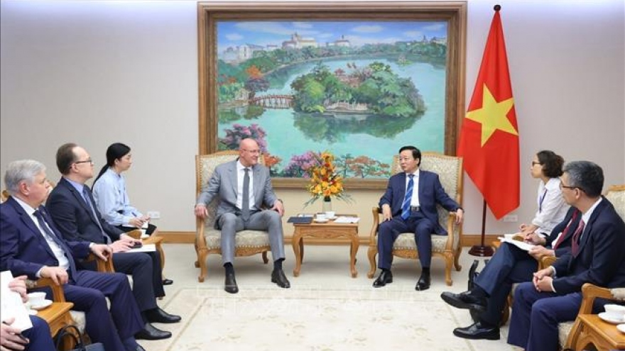 Russia, Vietnam keen to further boost all-around cooperation