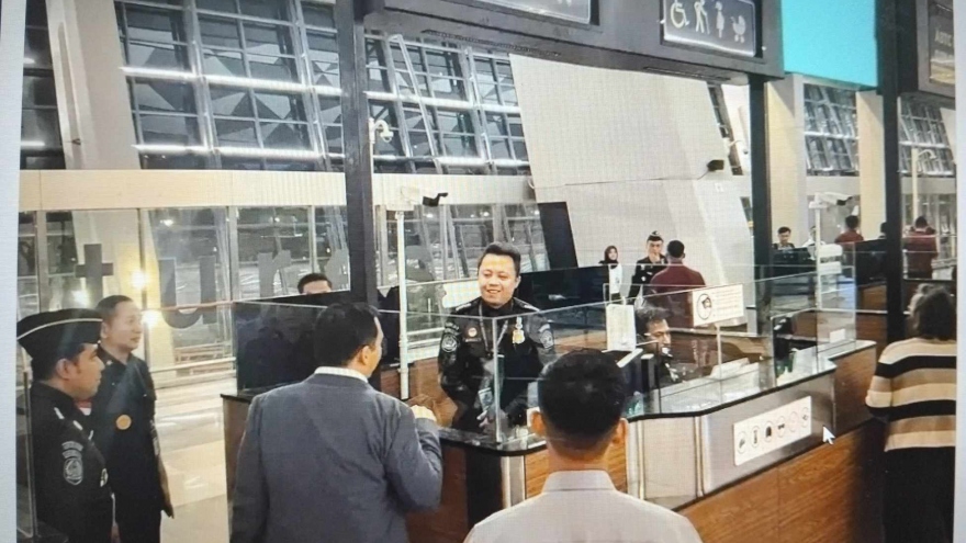 Indonesia tăng cường nhân viên tại sân bay sau sự cố dữ liệu quốc gia