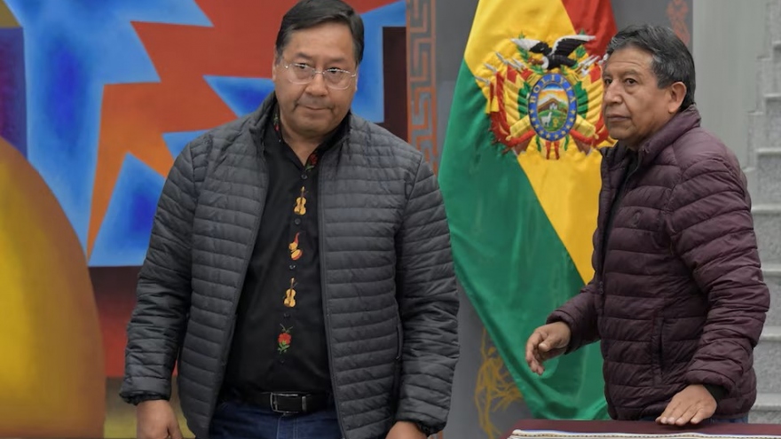 Tổng thống Bolivia kêu gọi người dân chống lại đảo chính quân sự
