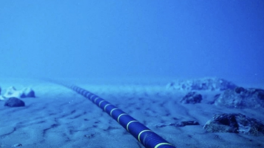 Internet crawls as three undersea cables encounter failure