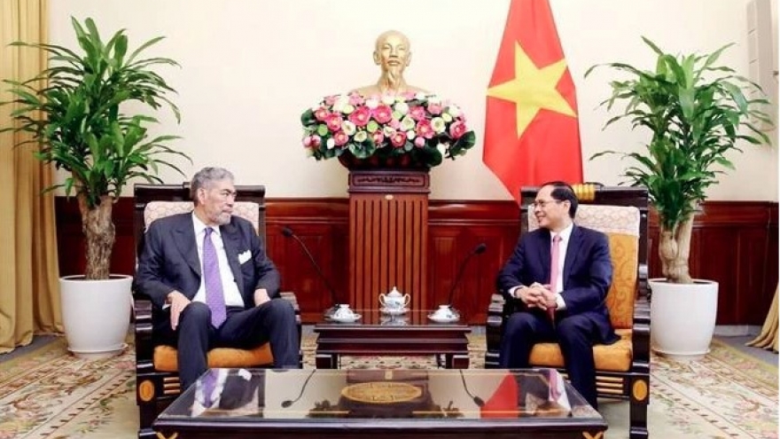 Vietnam desires stronger all-around cooperation with Dominican Republic