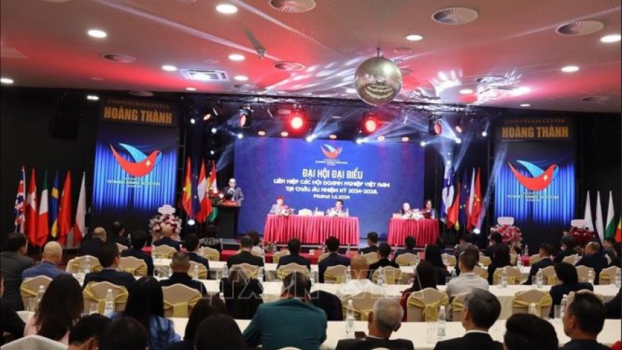 Union of Vietnamese Business Associations in Europe hold congress for new term