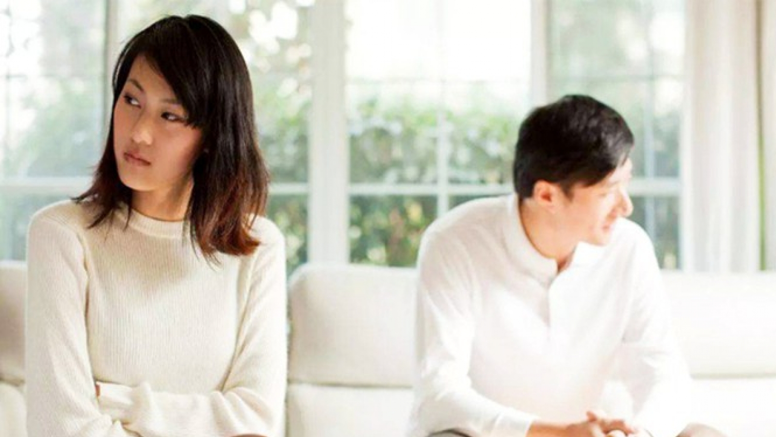 Có với nhau 3 mặt con, kinh tế đã bớt khó khăn, vợ tôi lại đòi ly hôn