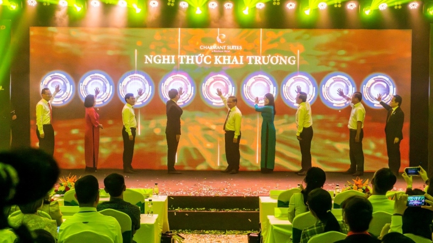Khai trương Khách sạn Charmant Suites Cần Thơ