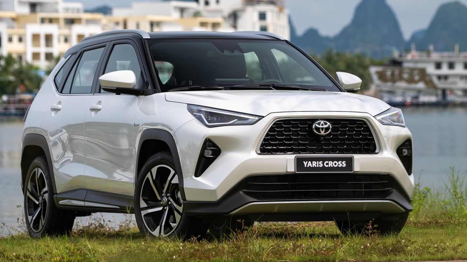 Top 10 xe xăng, dầu bán chạy nhất 6 tháng đầu năm 2026