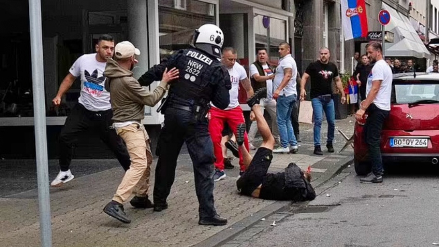 EURO 2024 xảy ra bạo loạn, Đức huy động 200 cảnh sát làm nhiệm vụ