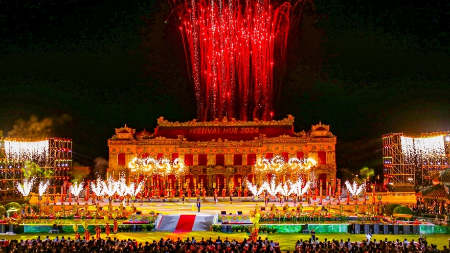 Bế mạc Festival Huế 2024: Ấn tượng trong lòng du khách