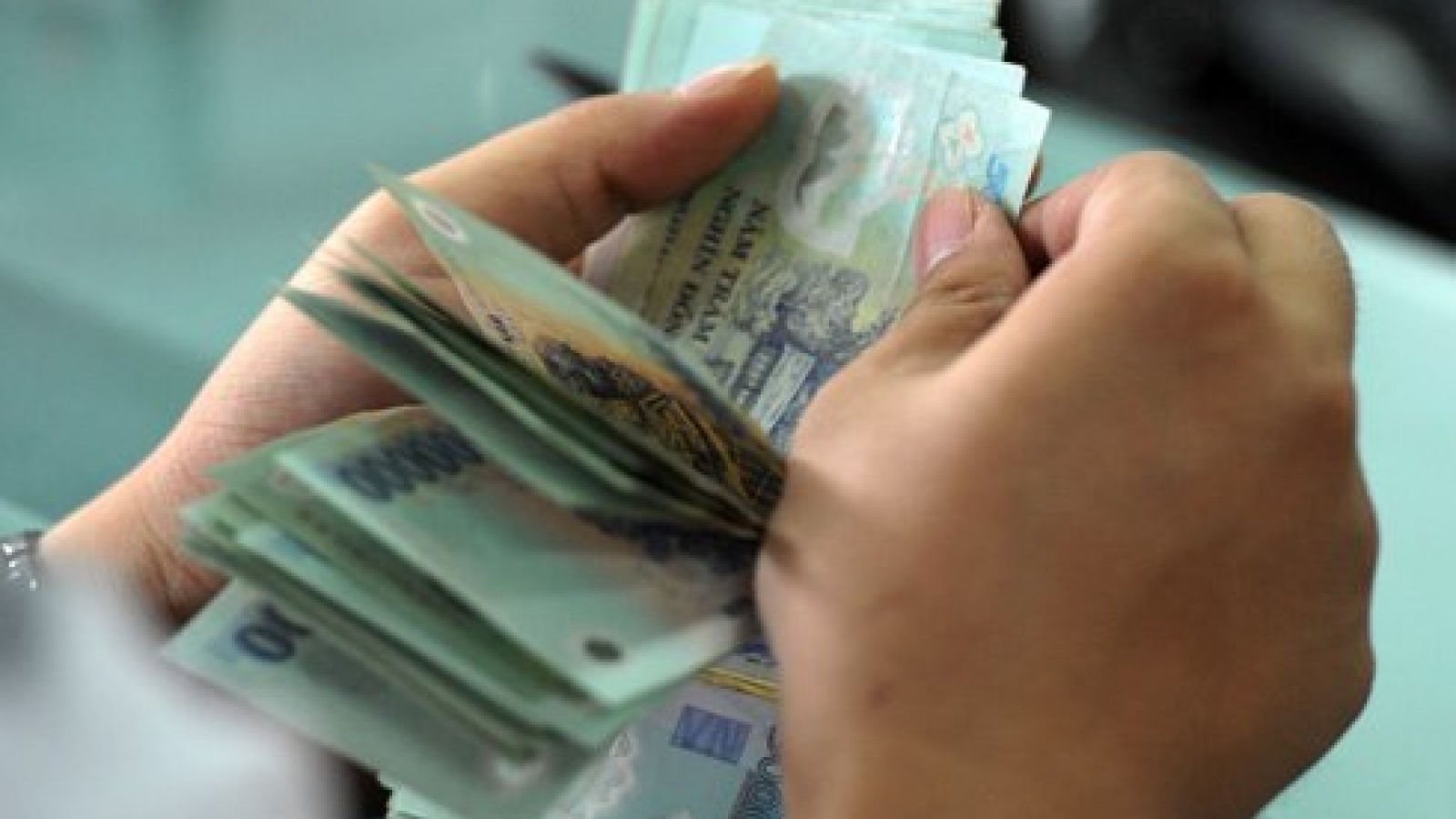 Thu nhập 20-25 triệu mỗi tháng nhưng không để dành được đồng nào