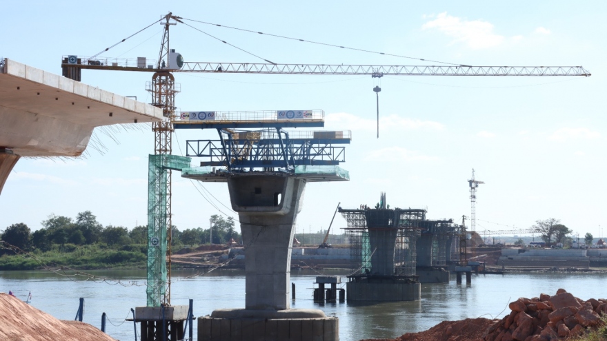 Lào và Thái Lan xây thêm cầu qua sông Mekong