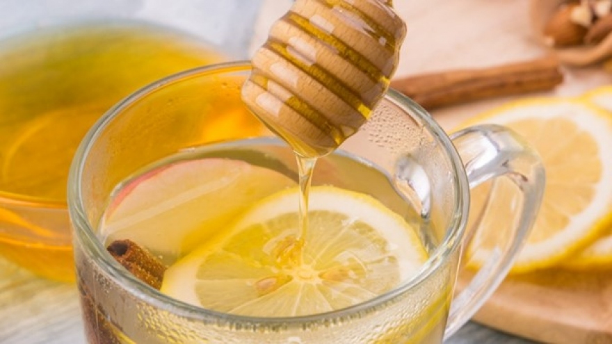 Nước chanh mật ong - “con dao 2 lưỡi” với sức khỏe nếu dùng sai cách