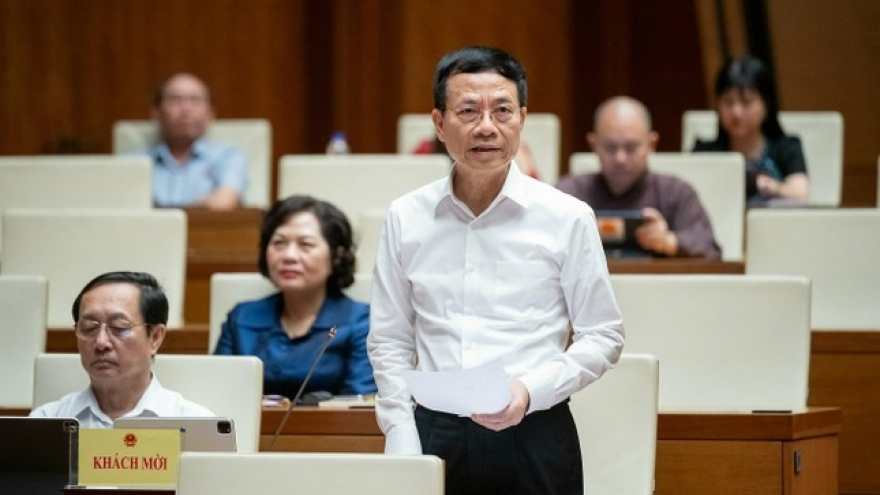 Bộ trưởng Nguyễn Mạnh Hùng: Dùng công nghệ để quản lý thương mại điện tử