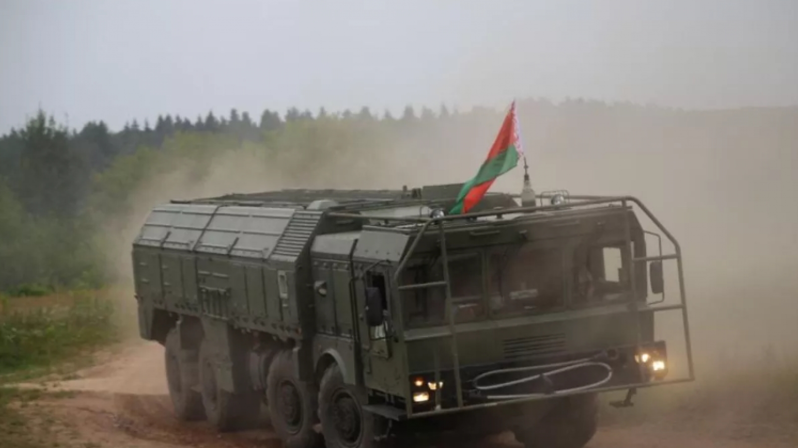 Quân đội Belarus tuyên bố sẵn sàng sử dụng vũ khí hạt nhân chiến thuật nếu cần