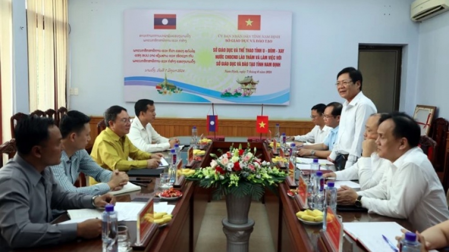Nam Dinh, Laos’ Oudomxay step up human resources training cooperation