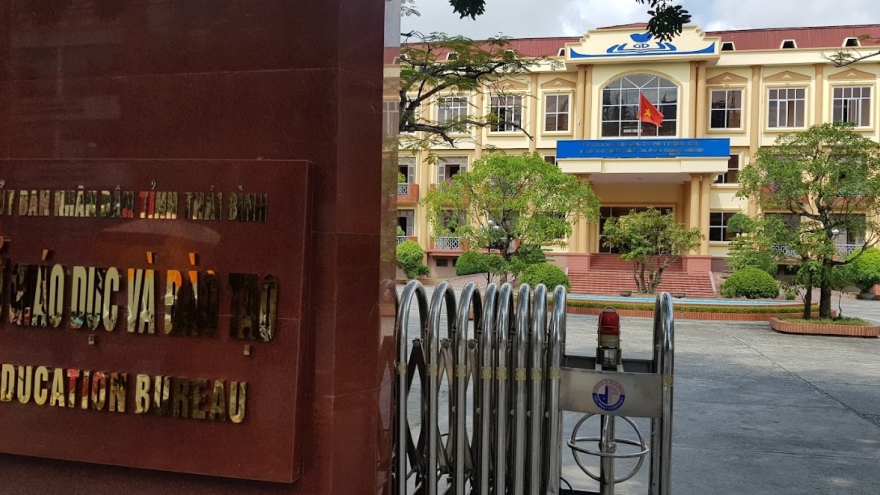 Tạm đình chỉ Giám đốc Sở GD-ĐT Thái Bình để thanh tra kỳ thi tuyển sinh vào 10
