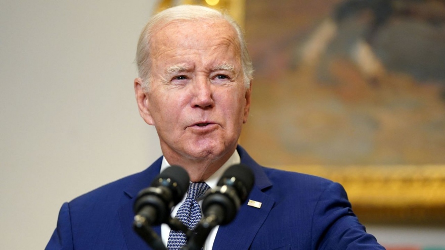 Tổng thống Biden thừa nhận suýt ngủ gục khi tranh luận với ông Trump