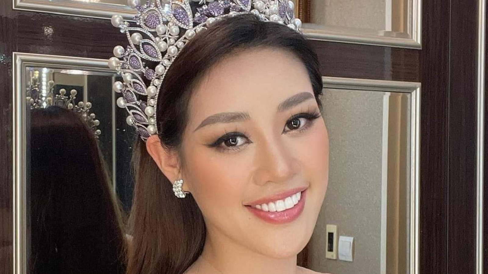 Chuyện showbiz 11/7: Hoa hậu Khánh Vân vướng nghi vấn mang bầu