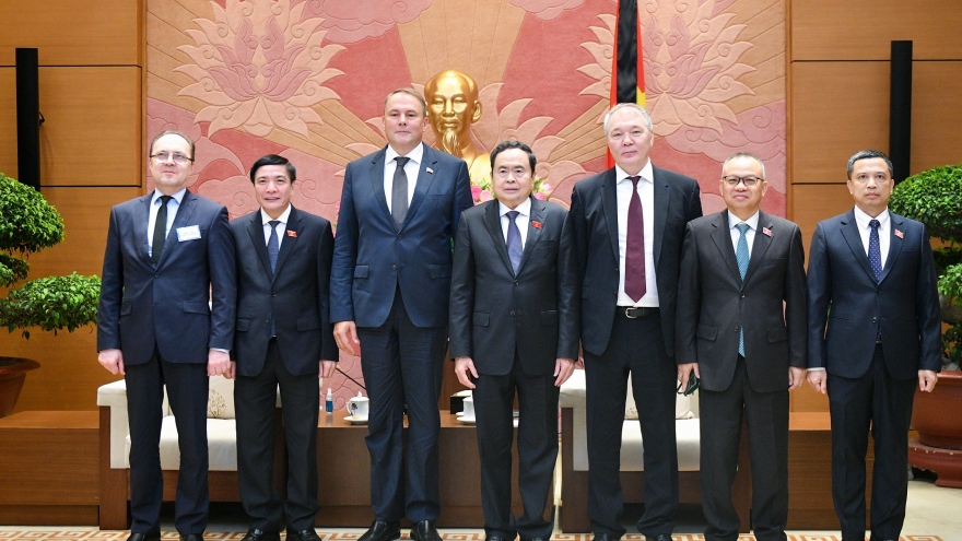 Chủ tịch Quốc hội Trần Thanh Mẫn tiếp Phó Chủ tịch Duma Quốc gia Liên bang Nga