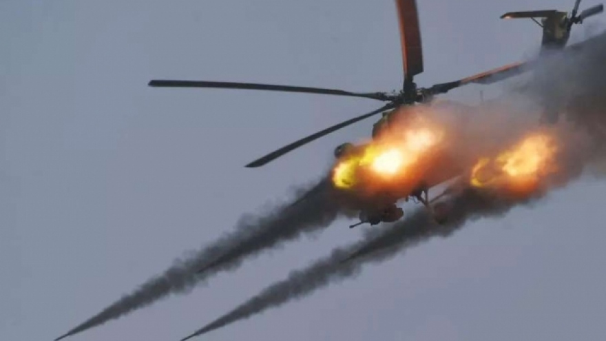 Trực thăng Nga phóng tên lửa dẫn đường phá hủy cứ điểm kiên cố của Ukraine