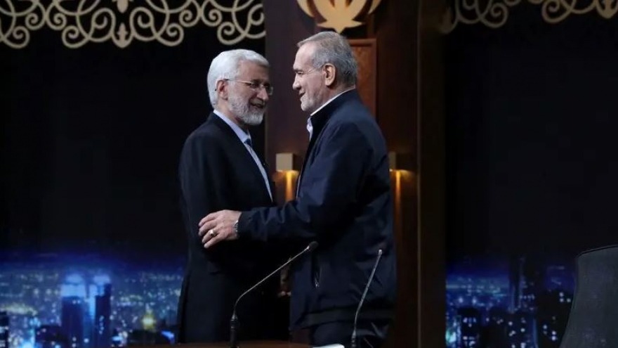 Hai ứng viên tổng thống Iran tổ chức các cuộc vận động cuối cùng trước bầu cử