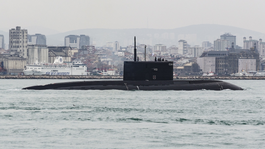 Ukraine tấn công dữ dội, Nga điều tầu ngầm mang tên lửa hành trình đến Biển Đen