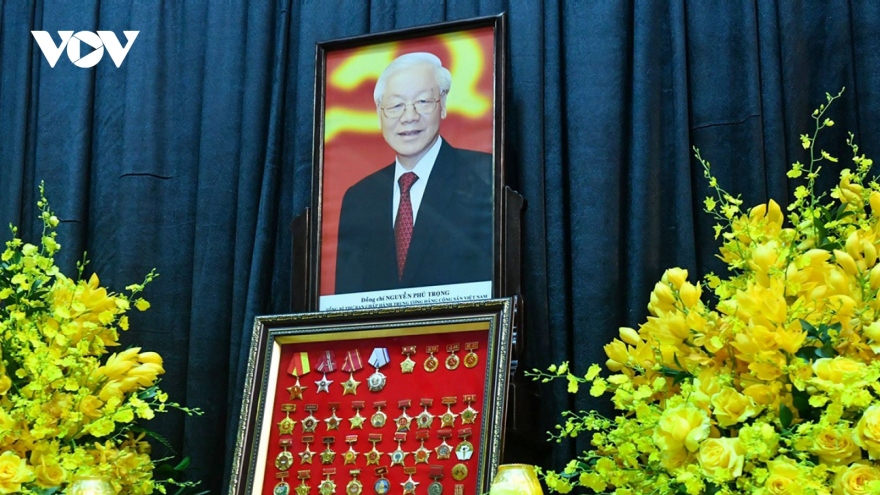 State funeral of Vietnamese Party leader Nguyen Phu Trong begins in Hanoi