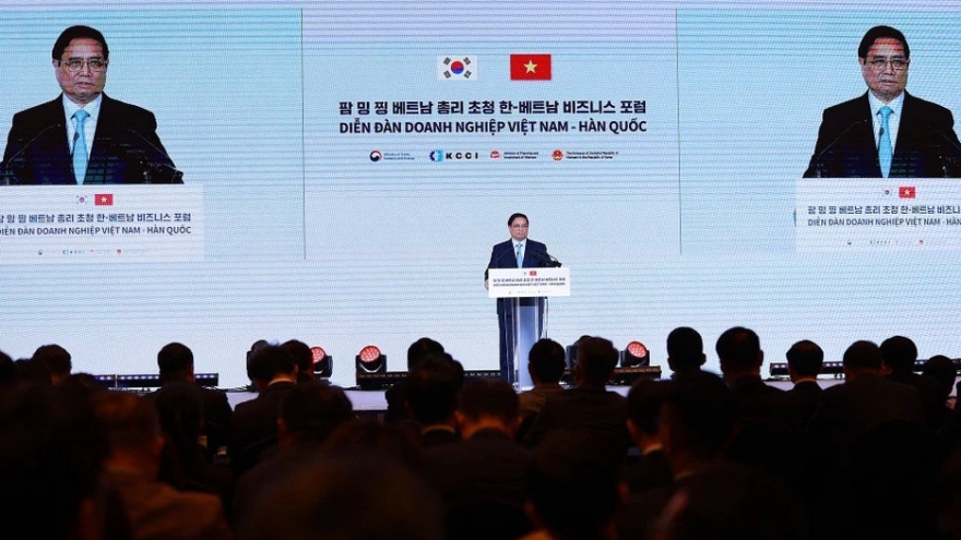 PM appeals for RoK investment into Vietnam’s priority areas