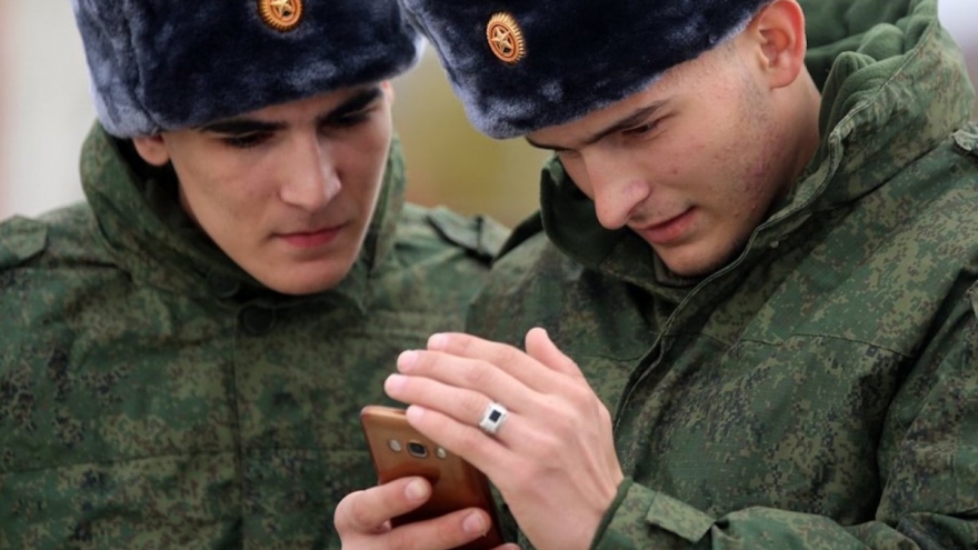Nga đề xuất dự luật phạt giam quân nhân sử dụng smartphone trên chiến trường Ukraine