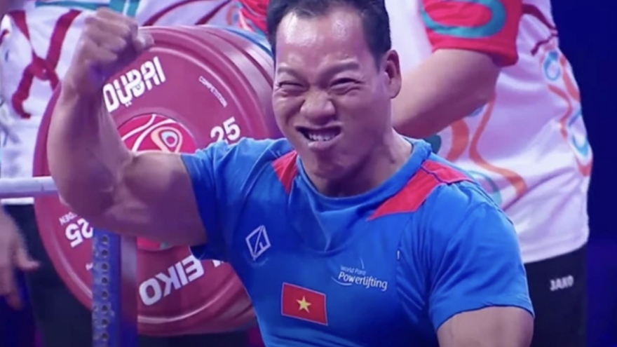 Three Vietnamese powerlifters earn Paralympic spots