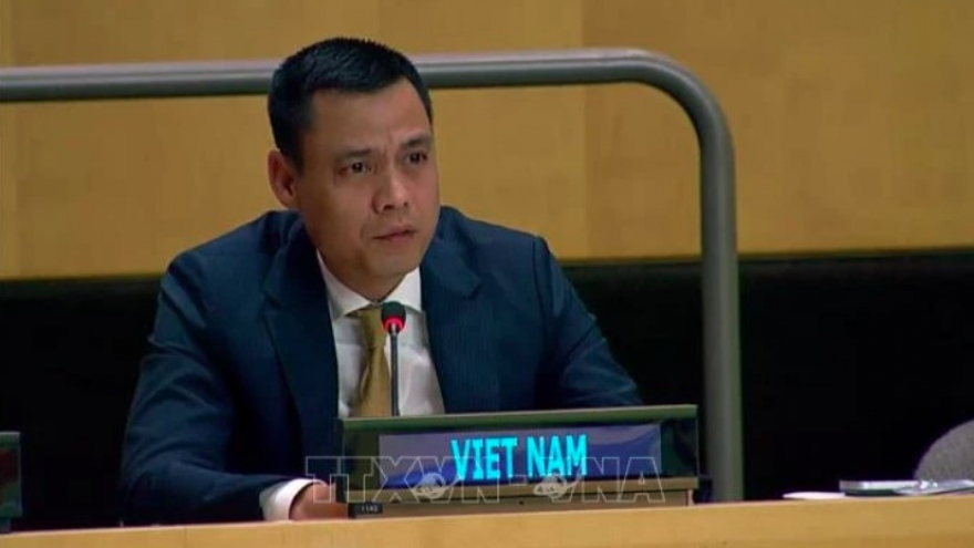 Vietnam lauds Laos’ approach to sustainable development