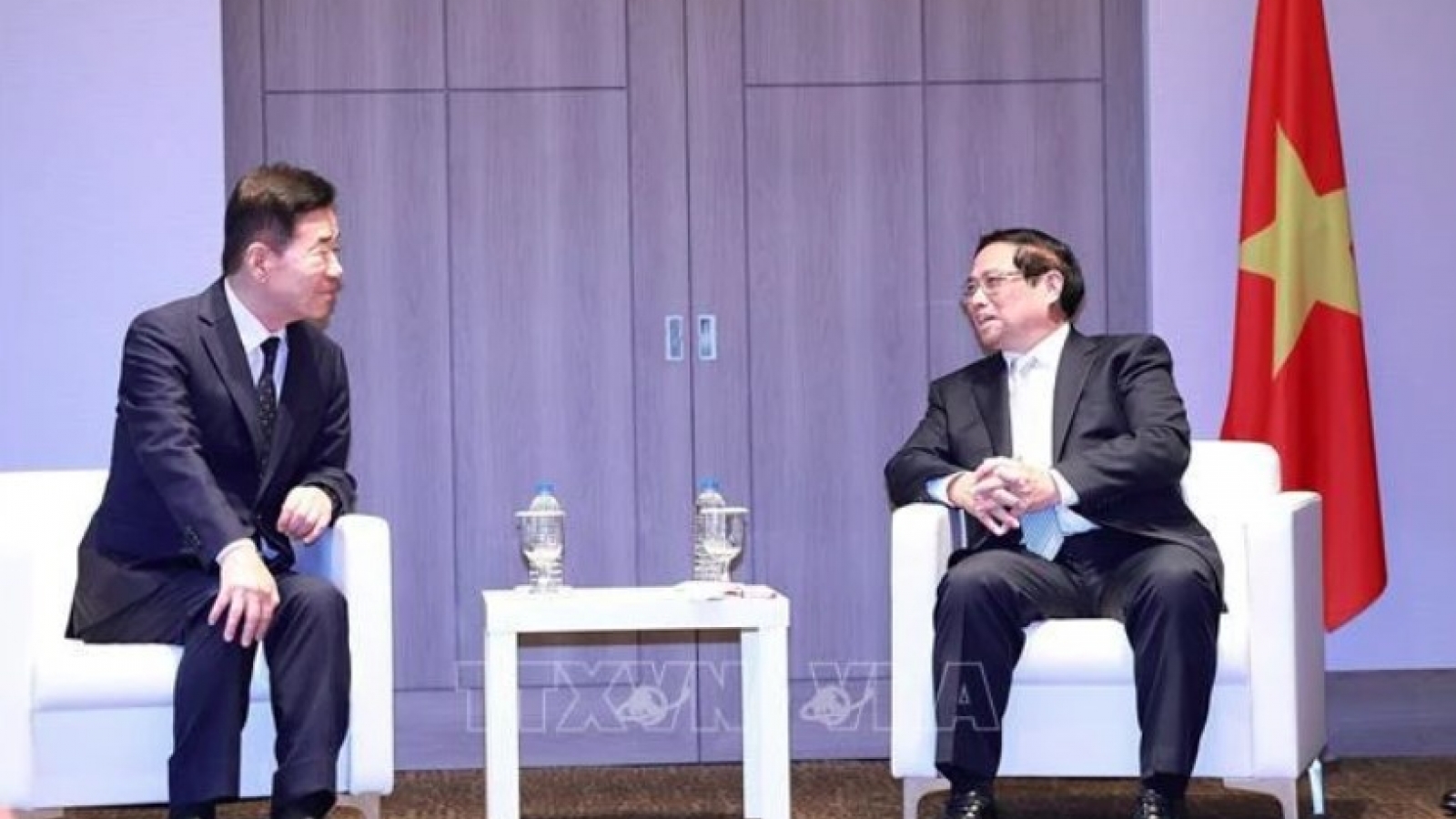 PM Pham Minh Chinh meets former RoK National Assembly Speaker