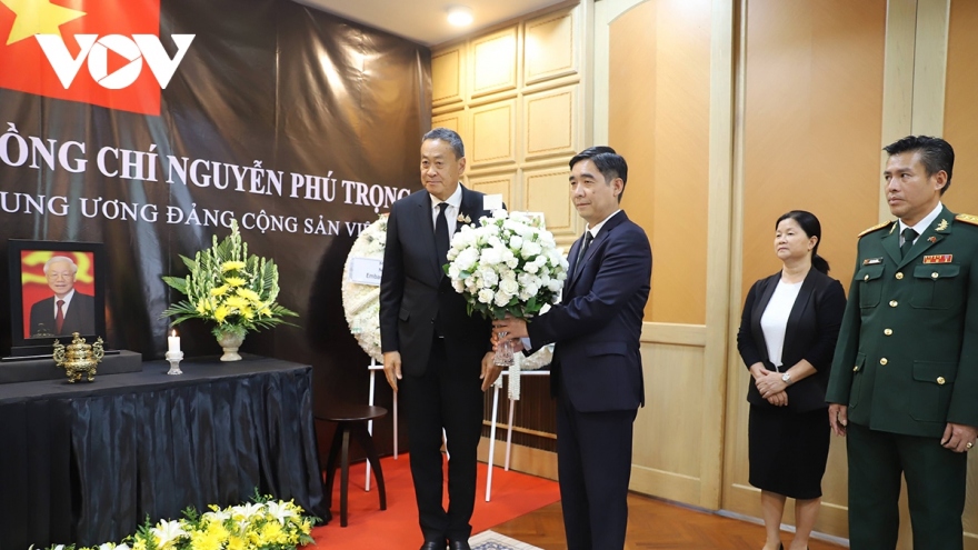 Thai PM Srettha Thavisin mourns Vietnamese Party chief Nguyen Phu Trong in Bangkok