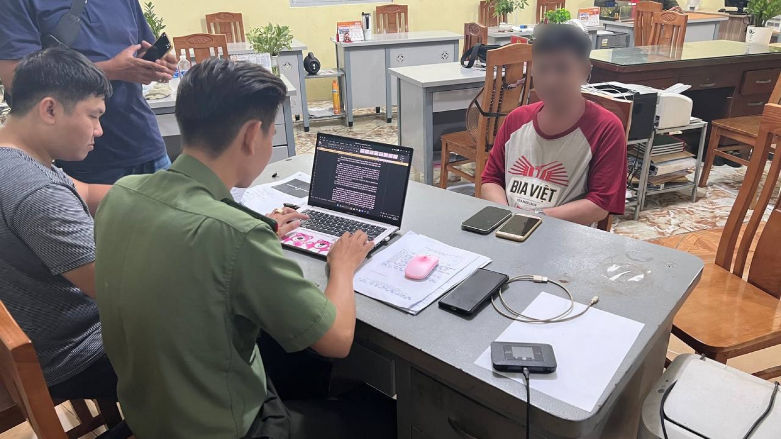Xử phạt 3 cá nhân đăng tin sai sự thật về Tổng Bí thư Nguyễn Phú Trọng