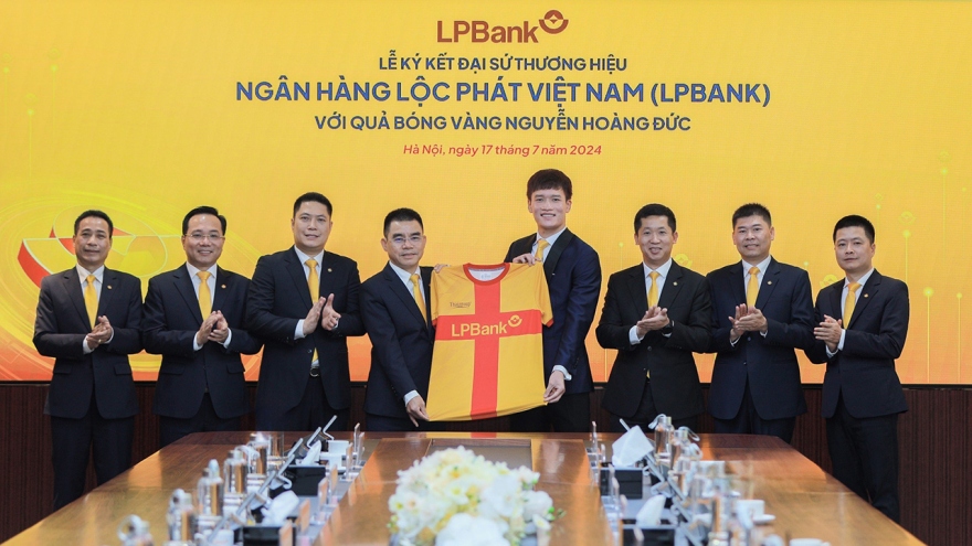 Quả bóng vàng Hoàng Đức được lựa chọn làm Đại sứ thương hiệu Ngân hàng LPBank