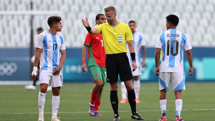 Bóng đá nam Argentina kiện lên FIFA sau thất bại khó tin ở Olympic Paris