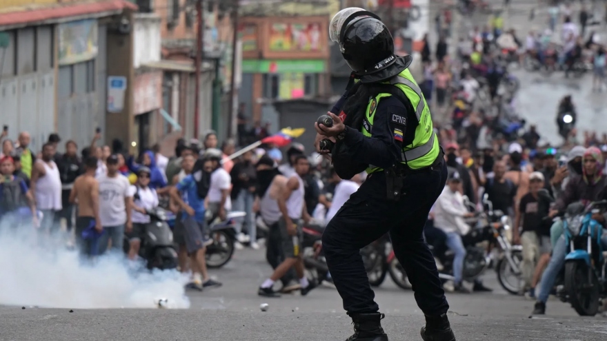 Venezuela bắt 749 người vì tội bạo loạn sau bầu cử