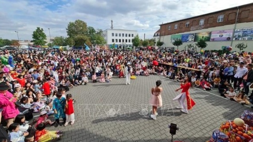 Vietnamese’ largest market in Berlin hosts popular cultural festival