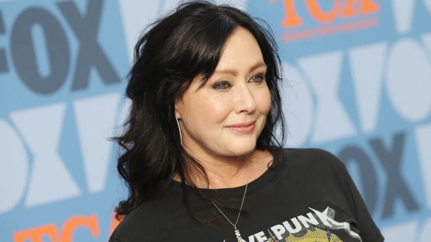 Chị cả của phim "Phép thuật" - Shannen Doherty qua đời vì ung thư vú