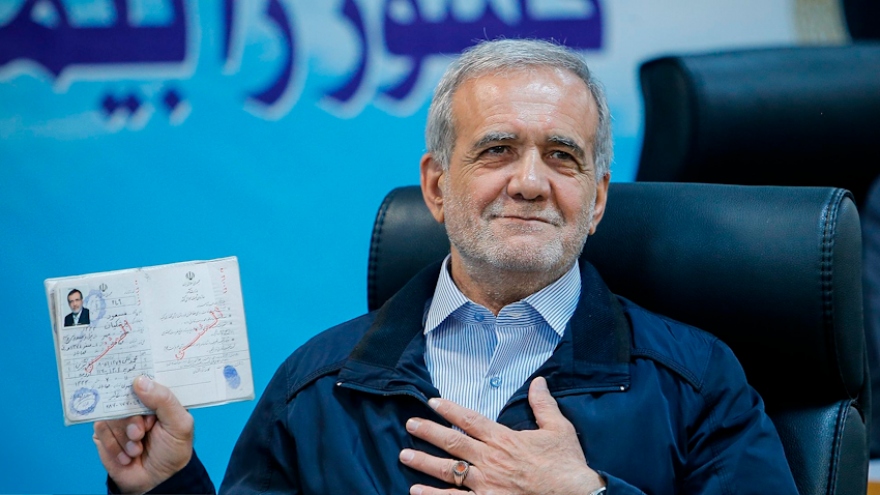 Lãnh đạo các nước chúc mừng Tổng thống đắc cử Iran