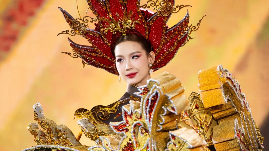 Beauties wow in national costume competition at Miss Grand Vietnam 2024