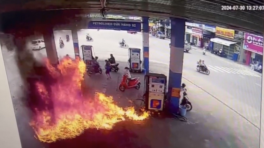 Cây xăng ở trung tâm thành phố Nha Trang bất ngờ bị châm lửa đốt