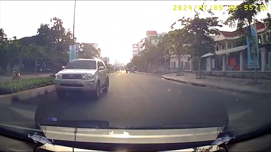 Xử lý nữ tài xế lái ôtô đi ngược chiều ở Bà Rịa - Vũng Tàu