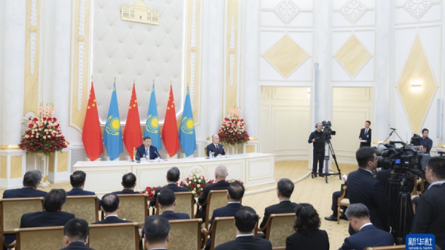 Trung Quốc ủng hộ Kazakhstan gia nhập BRICS