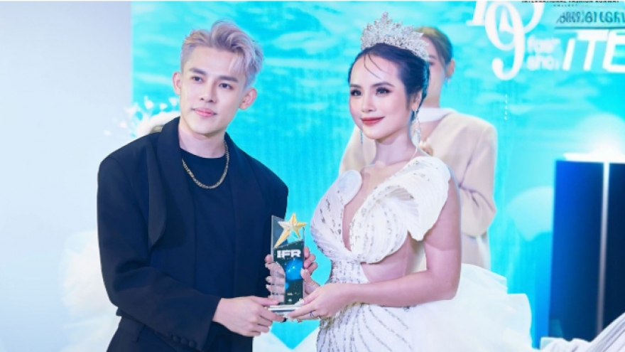 Miss Hanoi 2022 wins International Model Award at IFR 2024