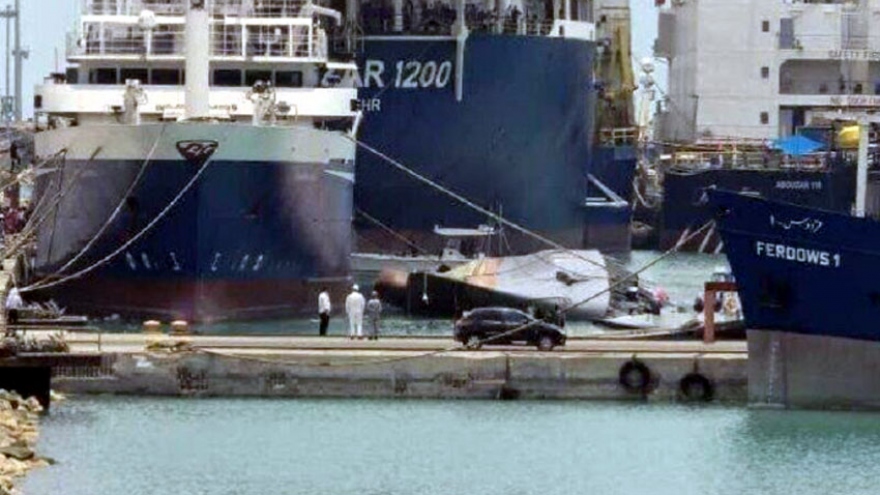 Tàu chiến Sahand của Iran bị chìm hoàn toàn