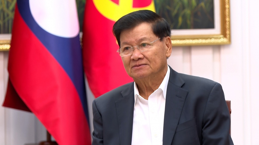 Tổng Bí thư Nguyễn Phú Trọng rất gần gũi với lãnh đạo và người dân Lào