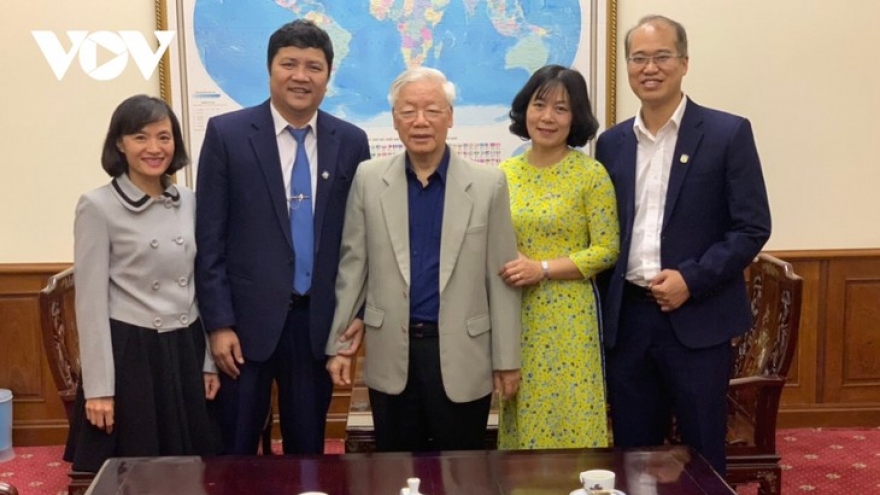 Lời chào đặc biệt của Tổng Bí thư Nguyễn Phú Trọng khiến giáo viên nhớ mãi