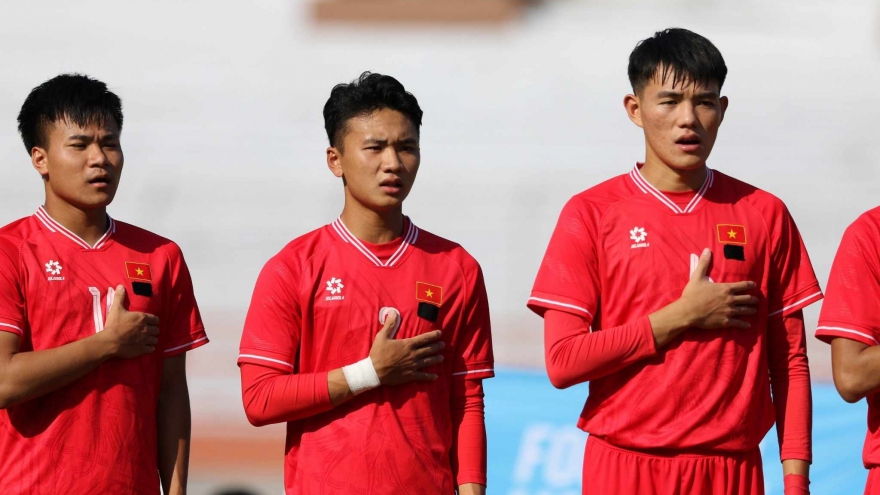 U19 Việt Nam đeo băng tang khi thi đấu để tưởng nhớ Tổng Bí thư Nguyễn Phú Trọng