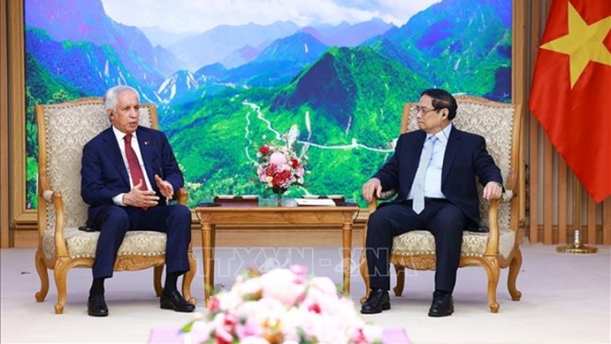 Thủ tướng Phạm Minh Chính tiếp Quốc vụ khanh Bộ Ngoại giao Nhà nước Qatar